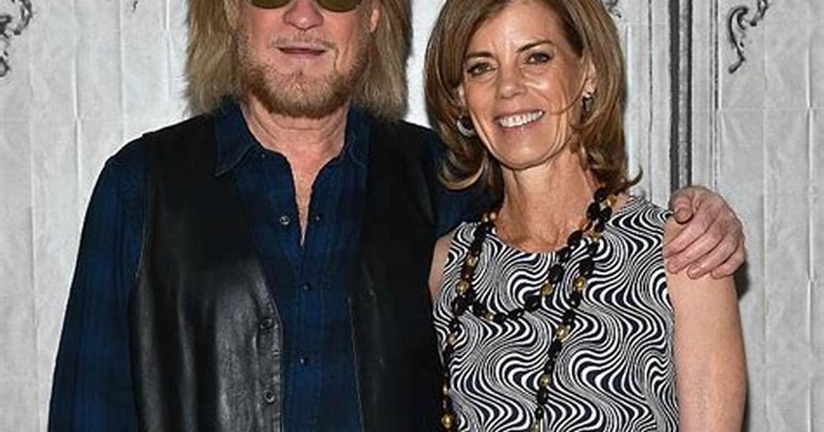 Daryl Hall's Current Partner: an Insight into His Love Life
