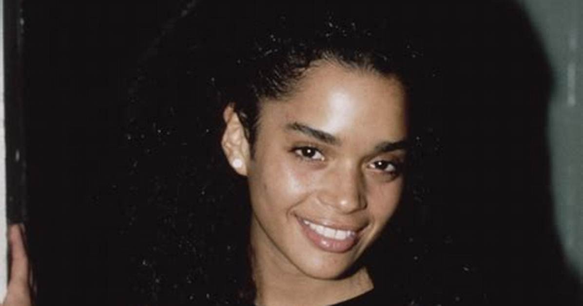 Lisa Bonet Smiling: the Radiance of a Hollywood Icon