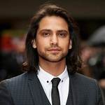 Luke Pasqualino Biography, Age, Height, Wife, Net Worth, Family