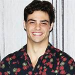 Noah Centineo (Actor) Wiki, Biography, Ethnicity, Height, Weight, Age, Girlfriend, Net Worth, Family ·