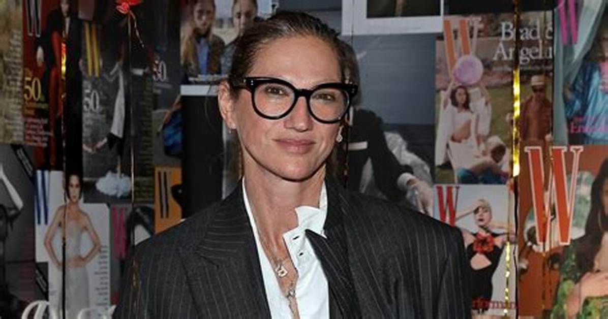 Rhonys Jenna Lyons Boosted Net Worth by Leading Us Retailers Rise Tue 18 October 2022 14: