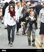 Sara Gilbert Children